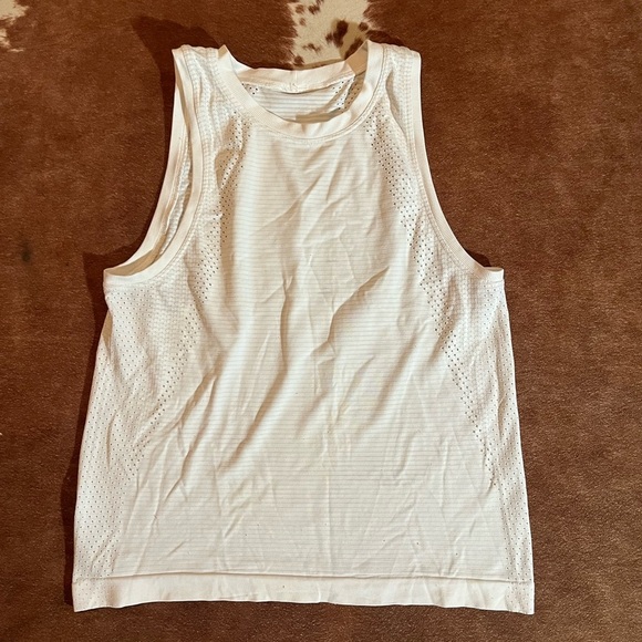 Lululemon Tank top
size 4 - Picture 2 of 5